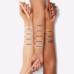 Flawless Brightening Concealer