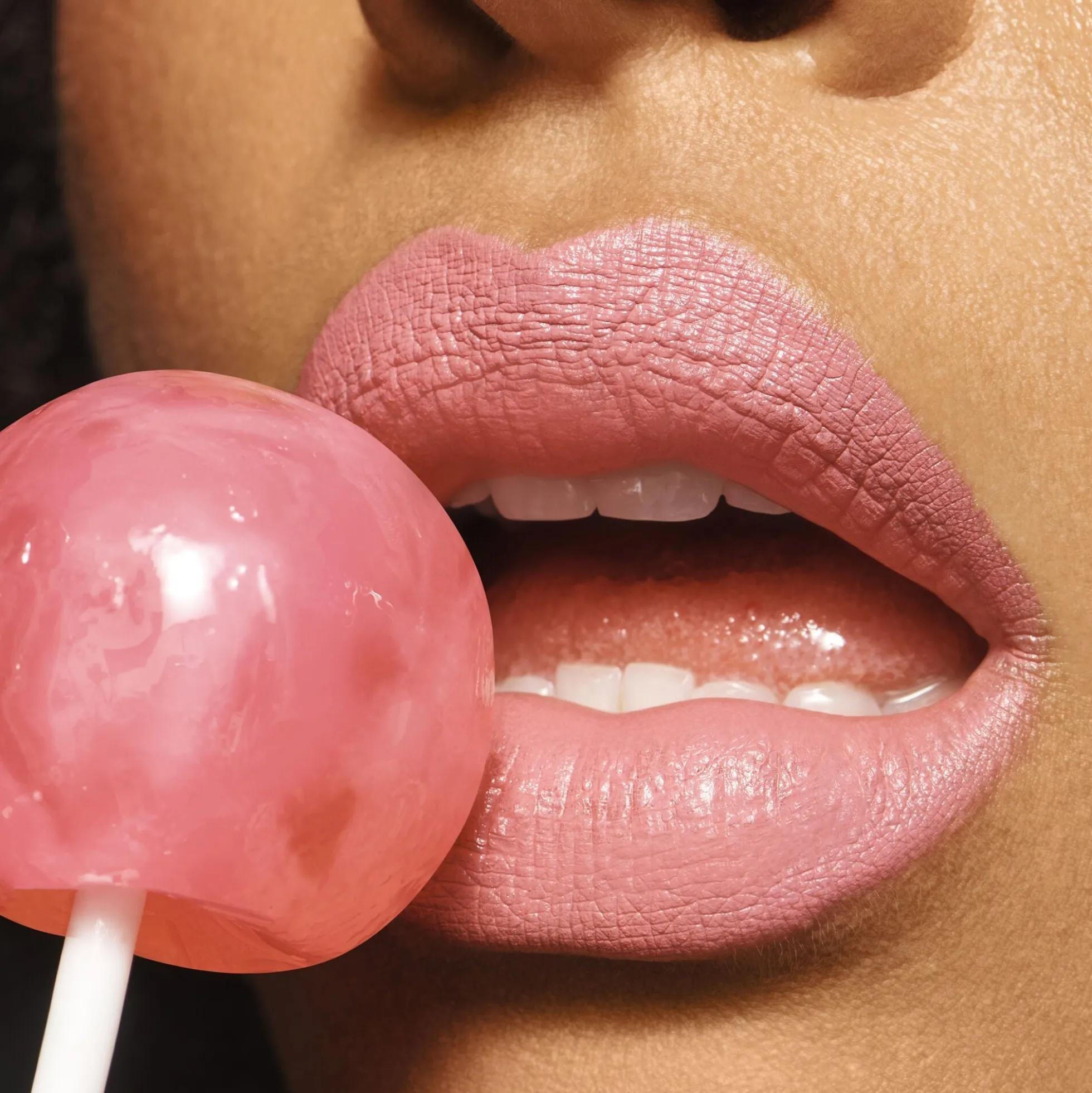 O FACE Satin Lipstick
