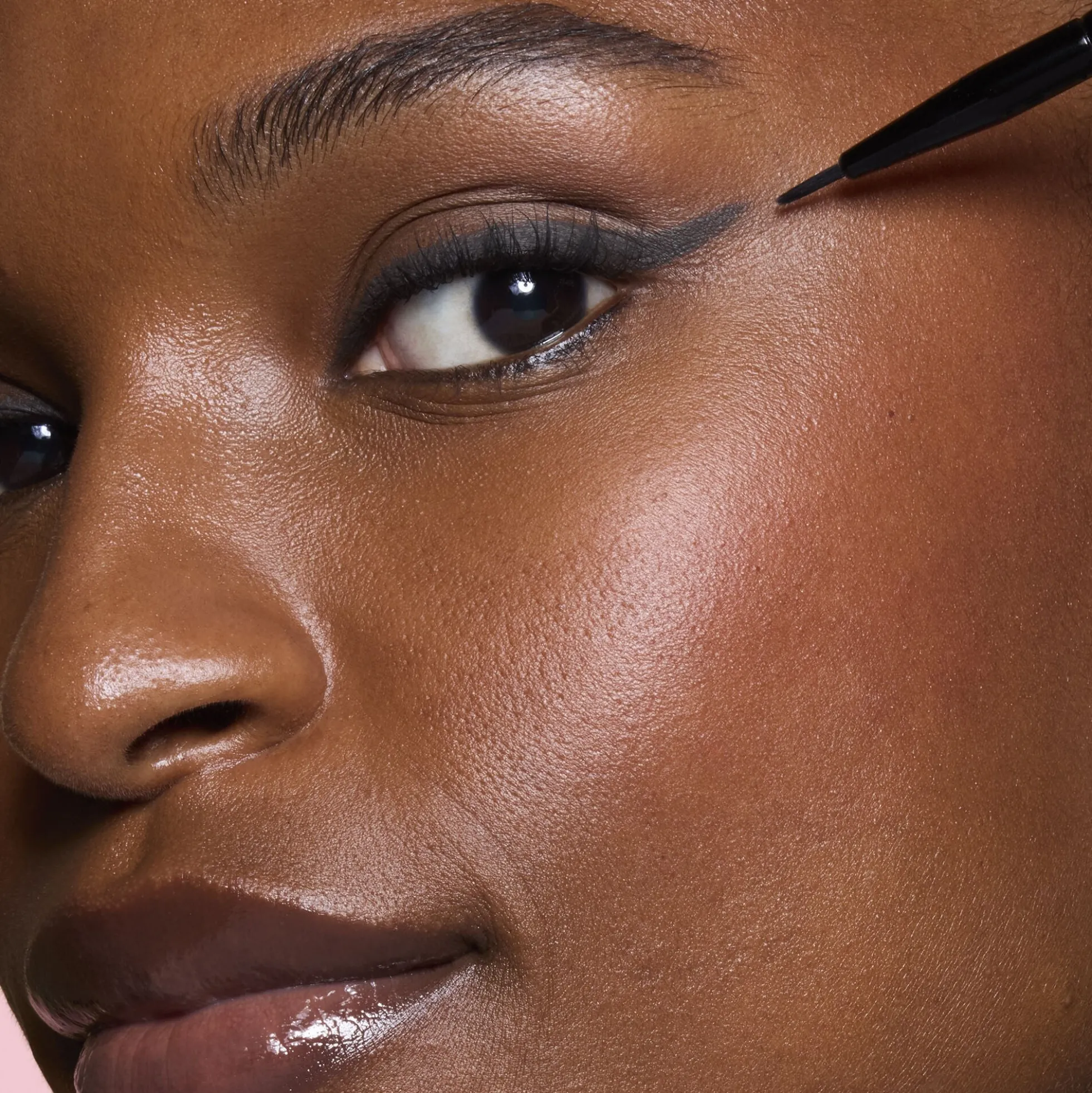 Ultra Fine Eyeliner Brush